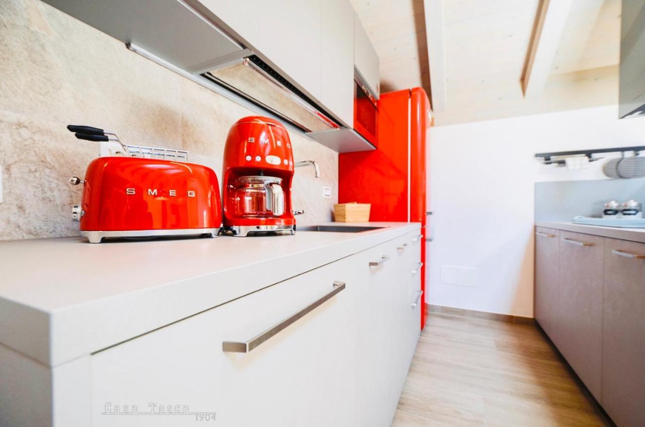 Casa Tosca - Holiday Home Torbole Sul Garda Eksteriør billede