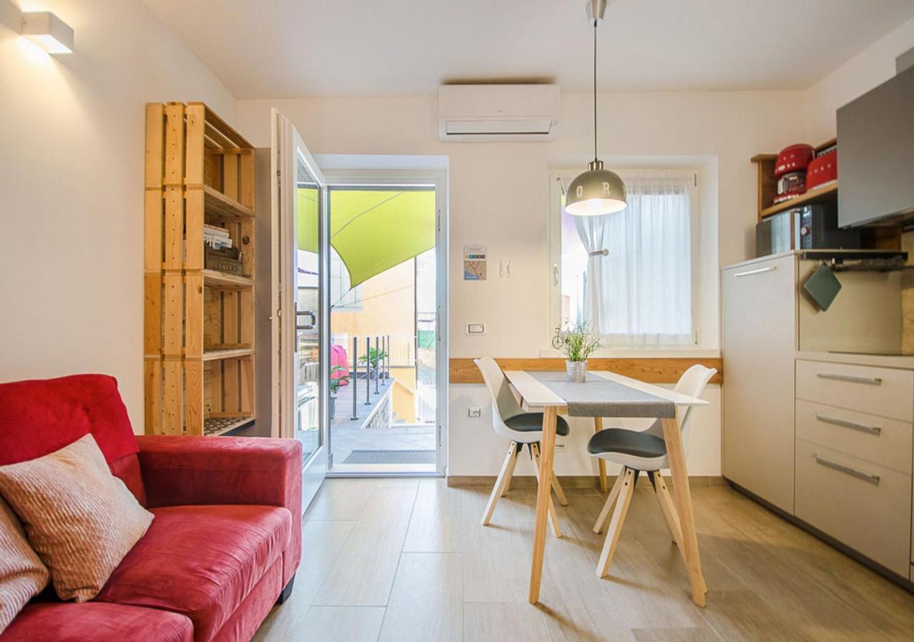 Casa Tosca - Holiday Home Torbole Sul Garda Eksteriør billede