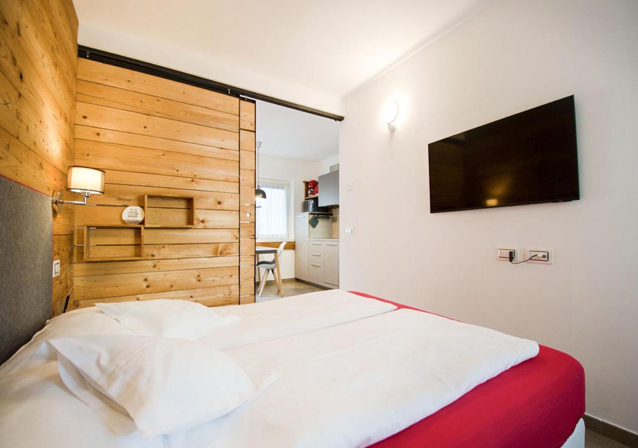 Casa Tosca - Holiday Home Torbole Sul Garda Eksteriør billede