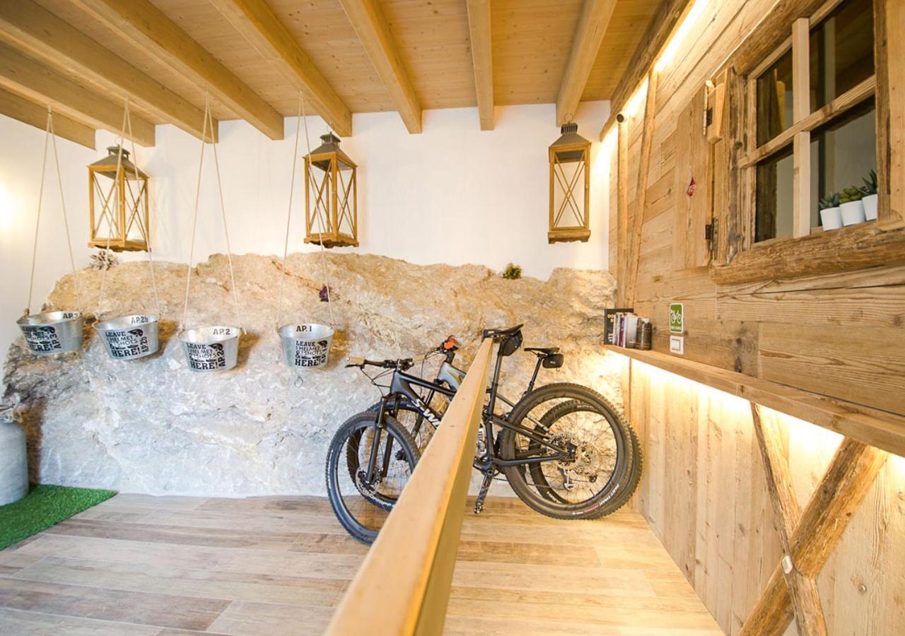 Casa Tosca - Holiday Home Torbole Sul Garda Eksteriør billede