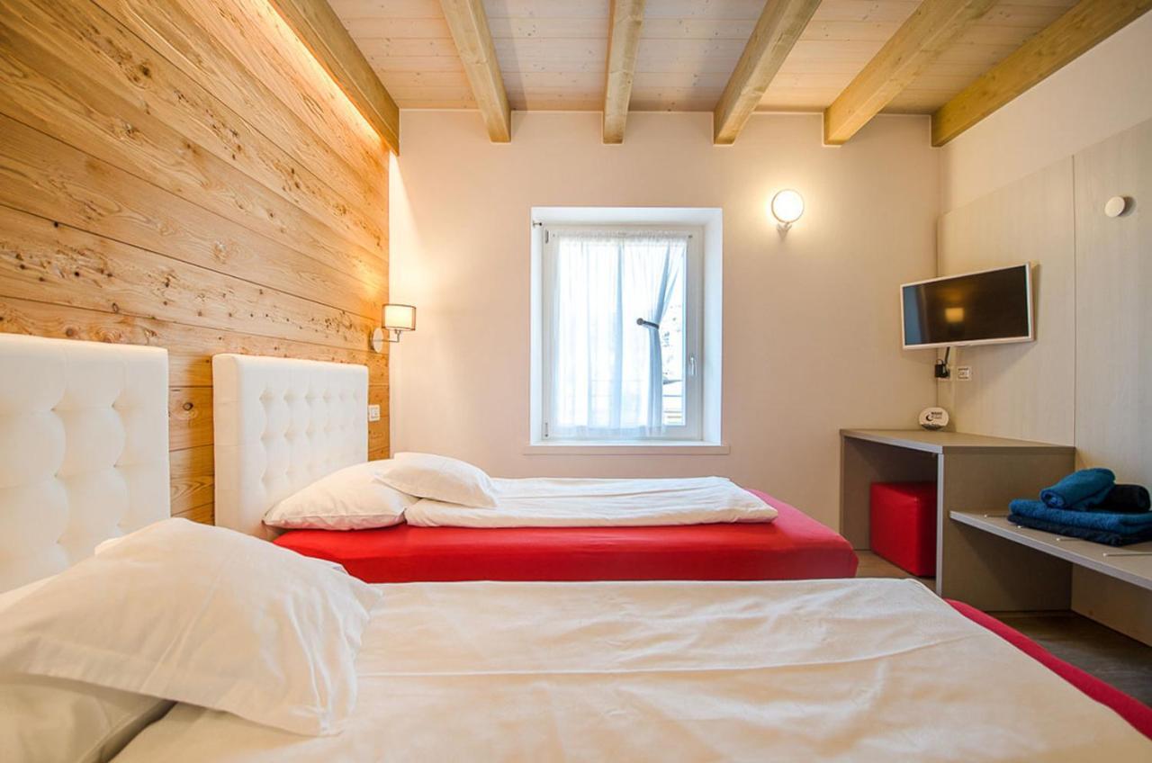 Casa Tosca - Holiday Home Torbole Sul Garda Eksteriør billede