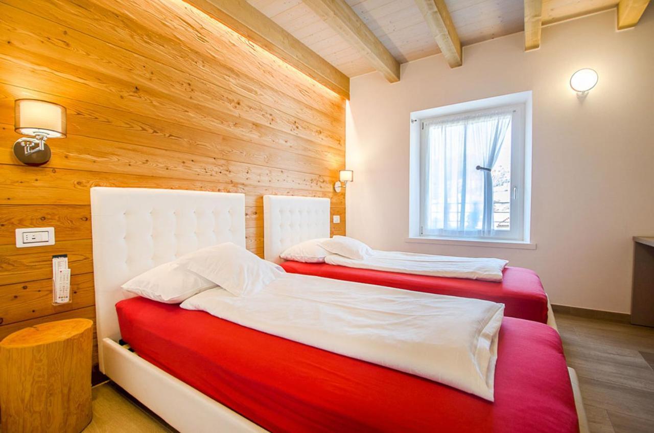 Casa Tosca - Holiday Home Torbole Sul Garda Eksteriør billede
