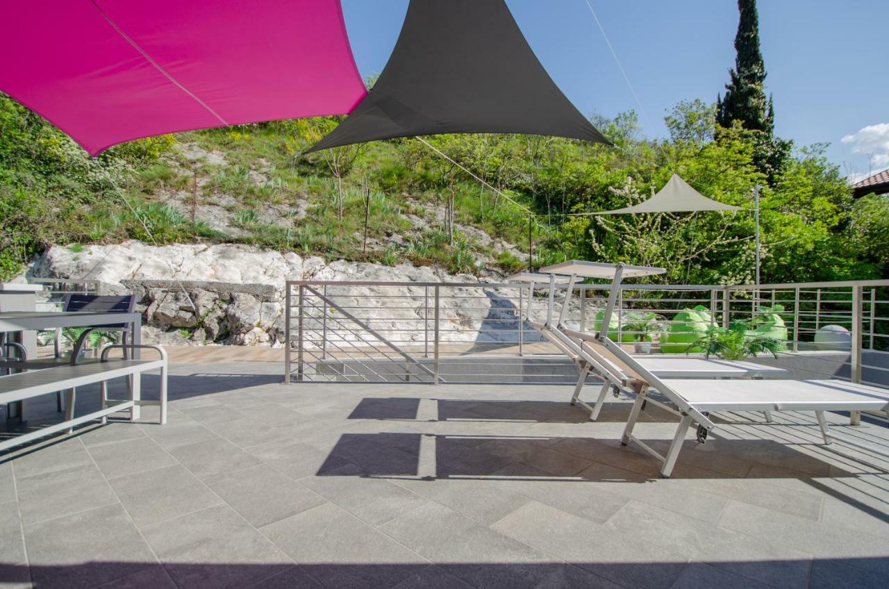 Casa Tosca - Holiday Home Torbole Sul Garda Eksteriør billede