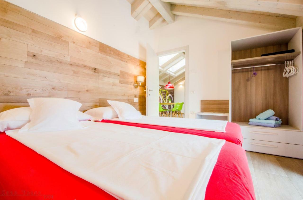 Casa Tosca - Holiday Home Torbole Sul Garda Eksteriør billede